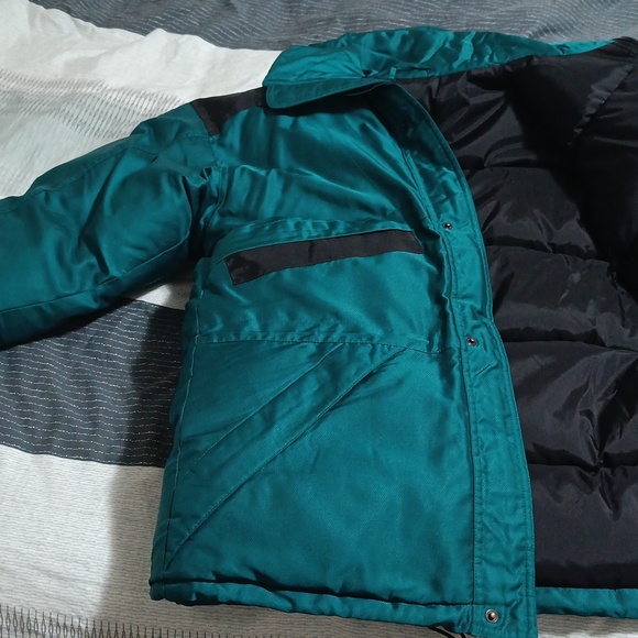 Gore-Tex Ski Jacket - Picture 4 of 4